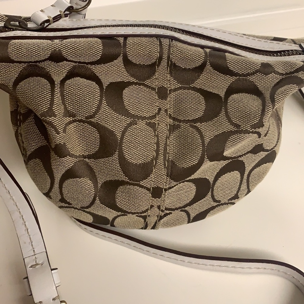 Coach Crossbody - Picture 7 of 7